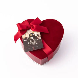 Caja de regalo de trufa de corazón de terciopelo rojo de Le Grand Confectionary